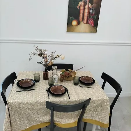 Imhost - Spacious Appt Near Paris Lägenhet Pantin